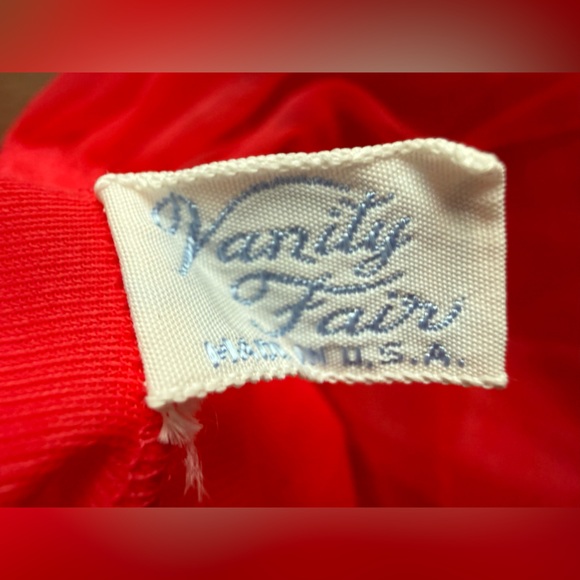 Vintage 1960’s Vanity Fair Floral Embroidered Babydoll Nightgown Red Size XS - Picture 3 of 14